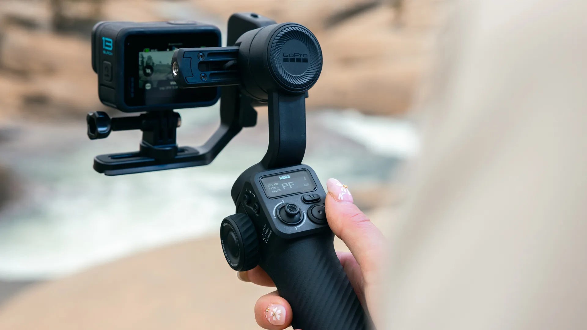 Fluid Pro AI Stabilisateur multi-appareils avec suivi IA