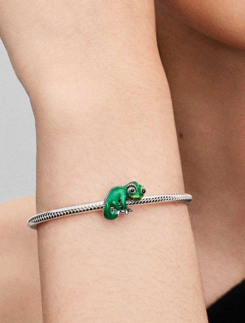 Charm Disney Raiponce Pascal Versicolore Argent Massif