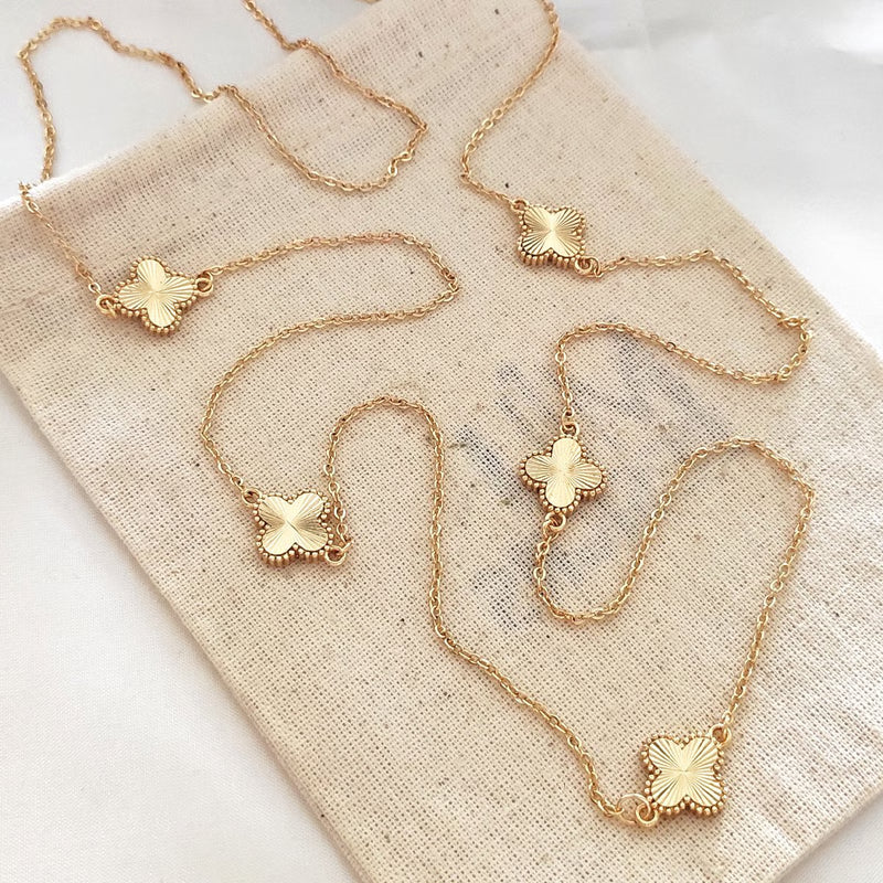 ATELIER MIU Collier trèfle - Laiton plaqué or